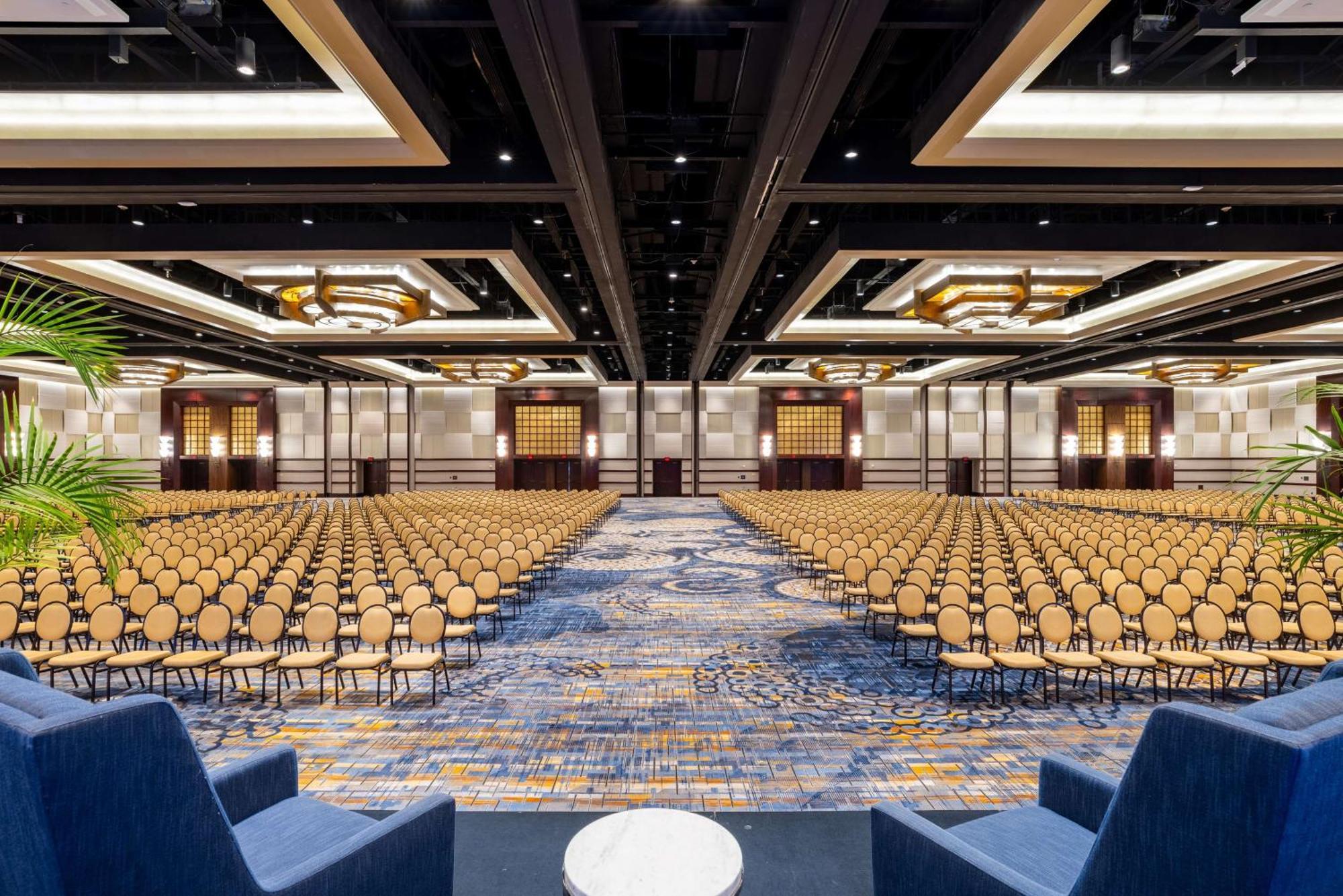 Hilton Americas - Houston Exterior photo